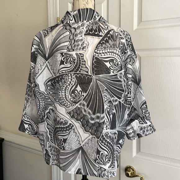 Draper’s Studio buttons down shirt - Picture 5 of 8